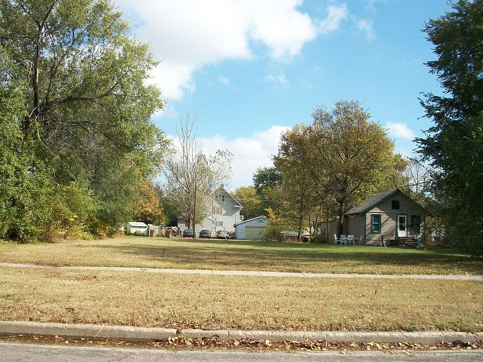 1st image of 1026 Nebraska Ave SW #&-374