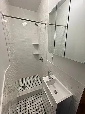 Rented by City Connections Realty | media 21