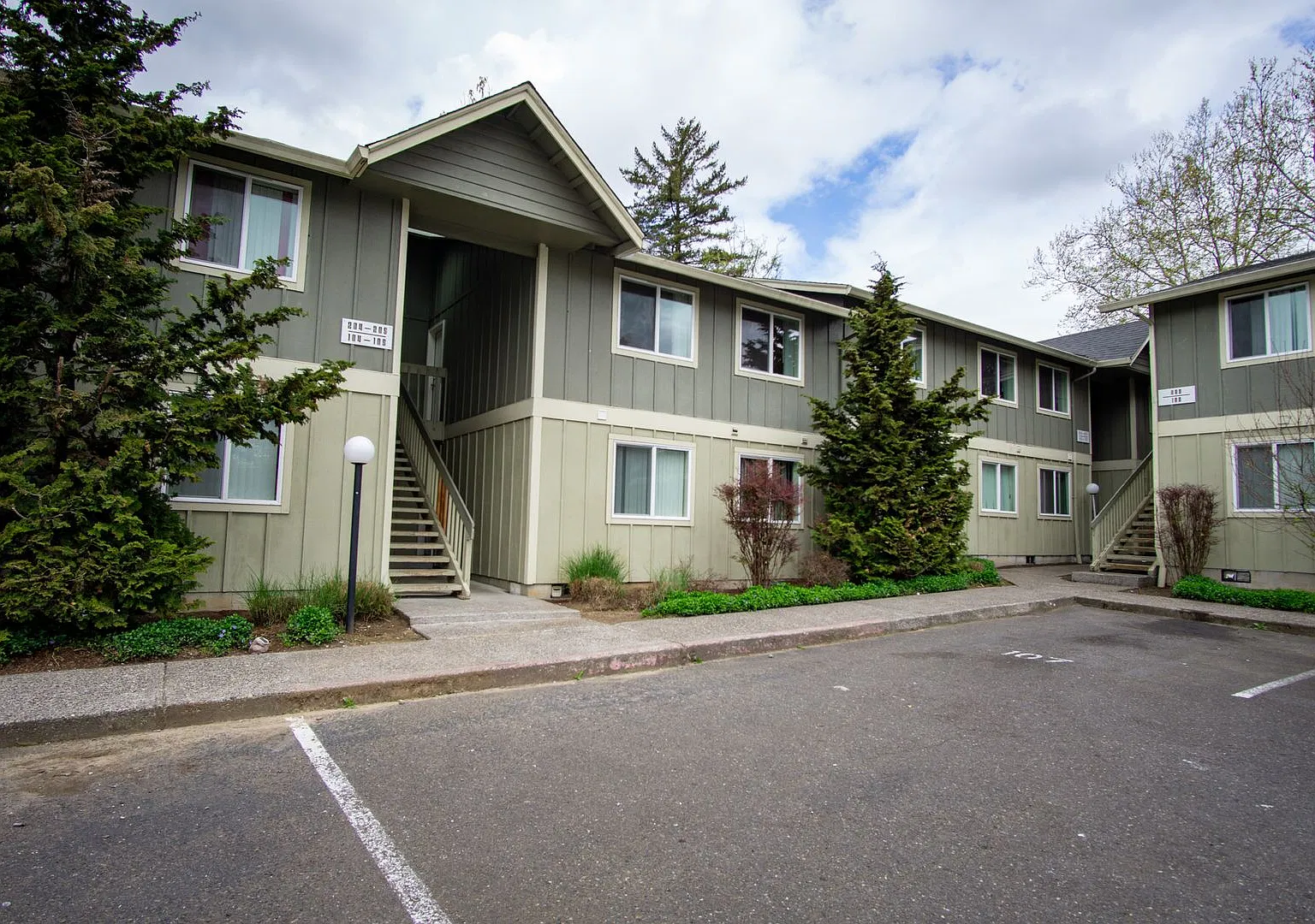 147A - Park Place Apartments — Photo 1