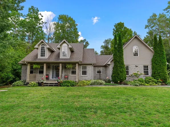 298 McClennan Dr, Selwyn, ON K0L 1T0