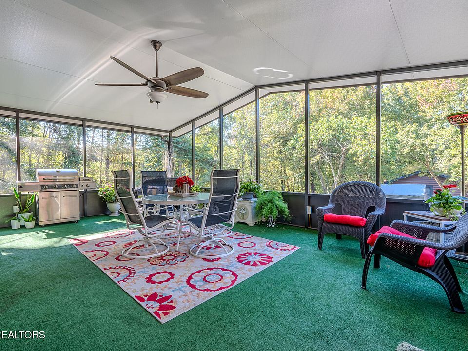 31st image of 2216 French Broad River Rd
