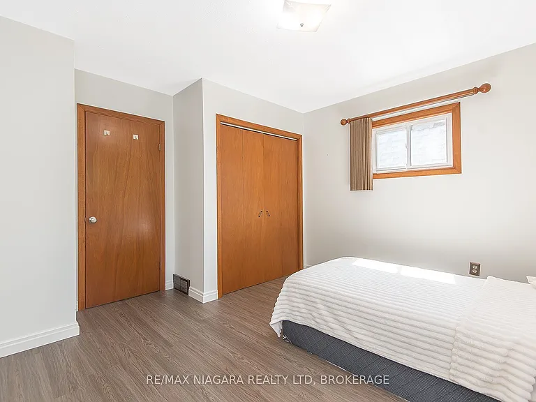 129 Adelaide St — Photo 6
