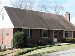 5727 E Glen Carla Dr, Huntington, WV 25705