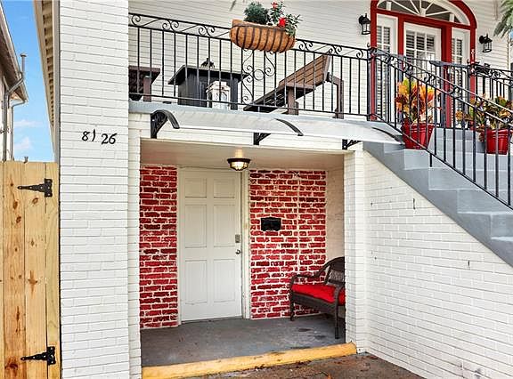 2nd image of 8126 Zimpel St