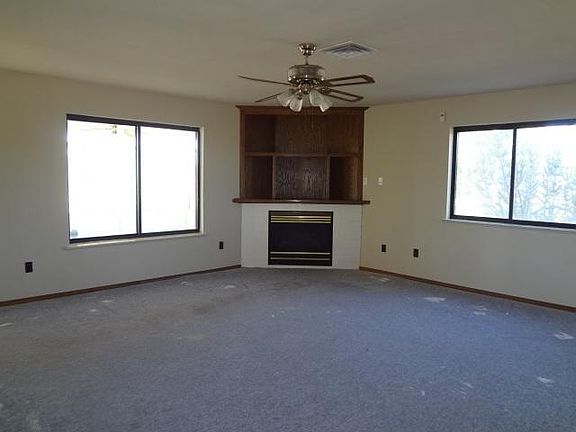 3rd image of 37 Benito Ln