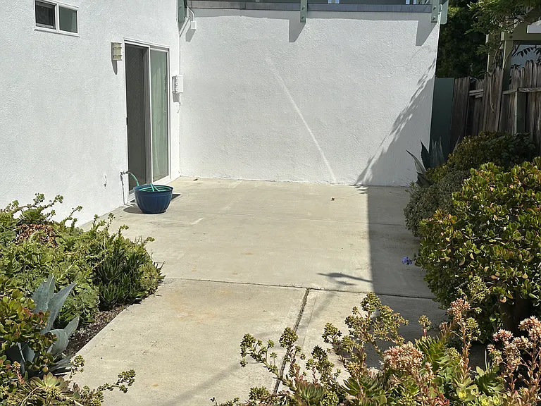362 Rossmore Dr #DOWNSTAIRS — Photo 18