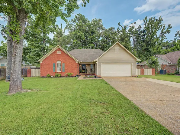 1004 Primrose Cv, Corinth, MS 38834