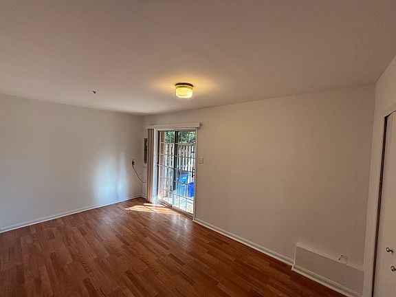 4th image of 4632 Weston Pl