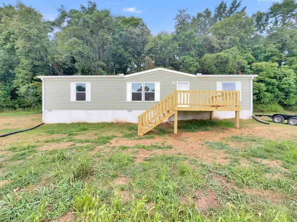 5128 White Springs Ln, Lafayette, TN 37083