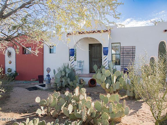 2nd image of 5800 N Desert View Dr