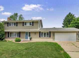 3416 Clark St, Burnsville, MN 55337