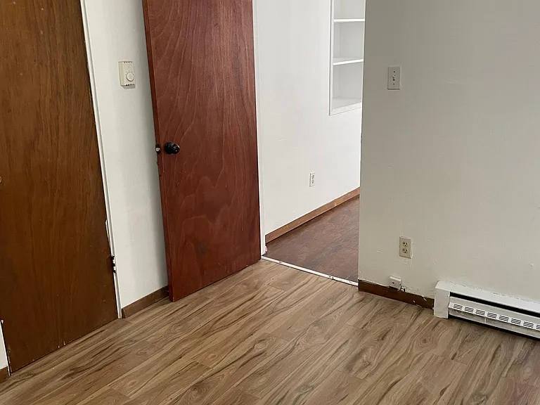 650 NE 42nd St #8 — Photo 20
