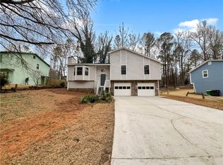 2335 Goodwood Dr SW, Marietta, GA 30064