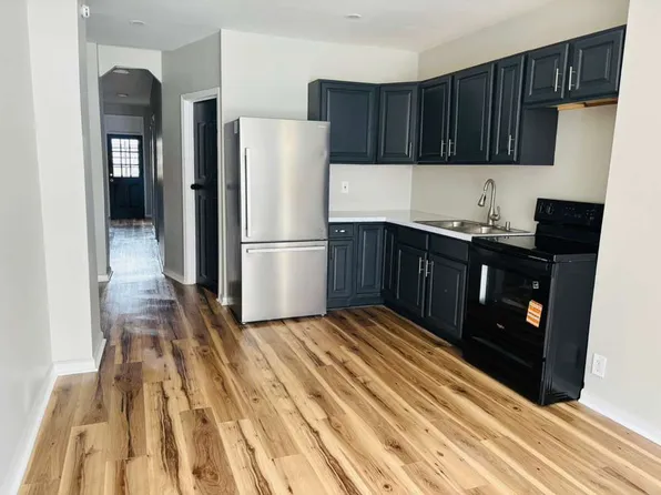 1318 N 10th St, Reading, PA 19604