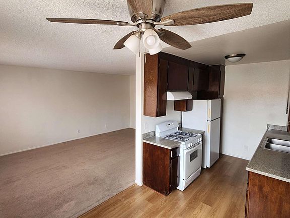5th image of 11271 Otsego St #206