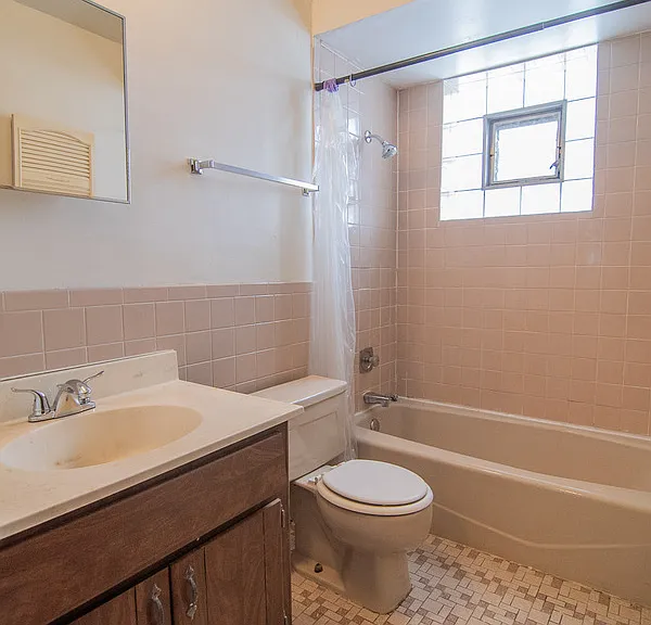 1665 Harbor Ave #S1 — Photo 7
