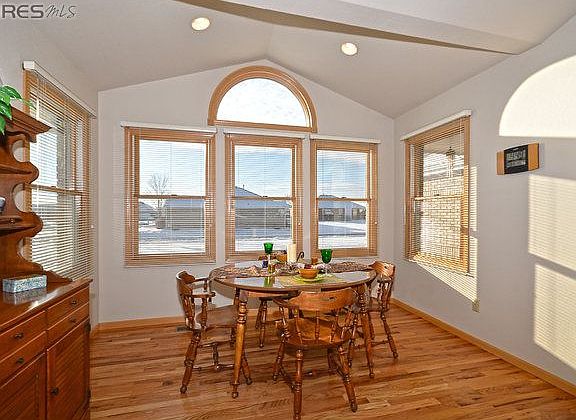 5th image of 523 Trailwood Cir