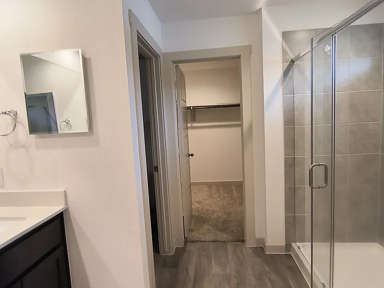 350 Silver Bridge Ct — Photo 10