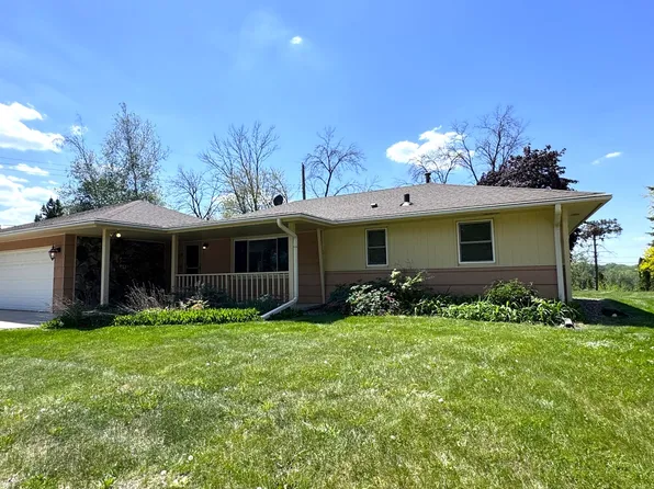 8812 Chowen Ave S, Bloomington, MN 55431