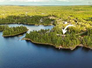 33 Eastern Point Ln, East Hants, NS B0N1Z0