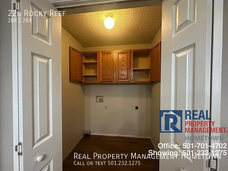 226 Rockyreef Cir — Photo 6