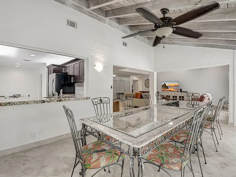 804 Foxpointe Cir — Photo 15