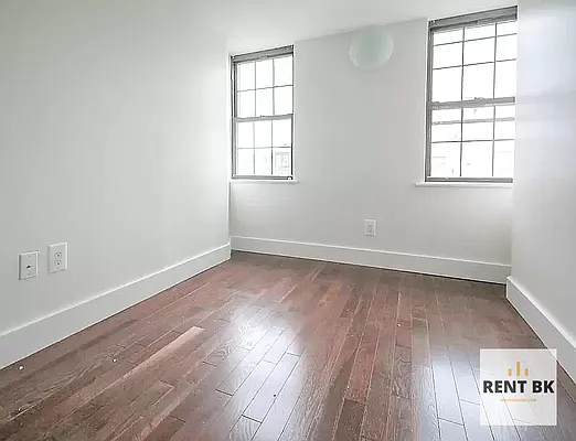 Rented by RENTBK LLC | media 5