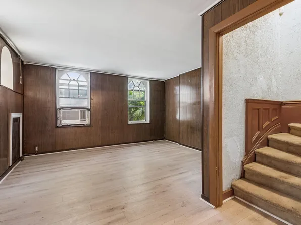 1433 Union Street image 4 of 18