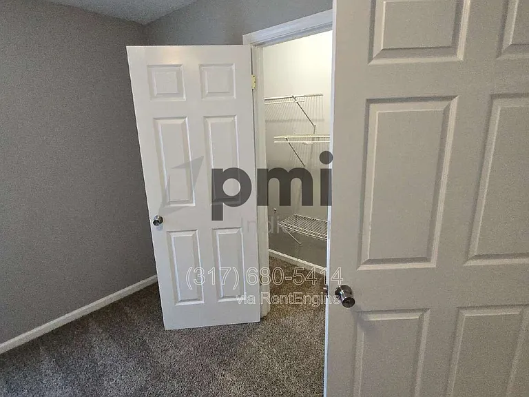 153 S Cypress Ave — Photo 48