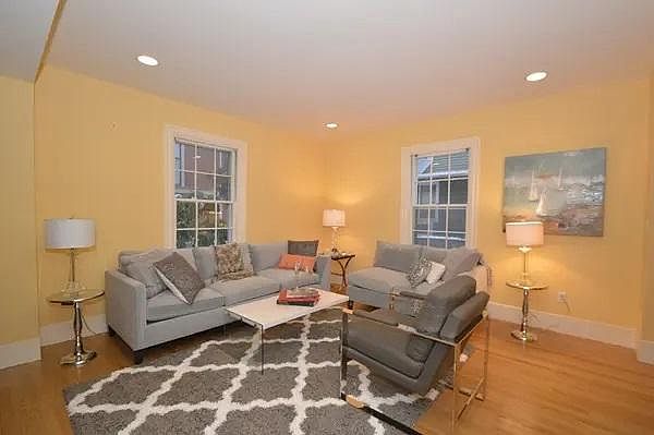 2nd image of 14 Mount Auburn St #1A