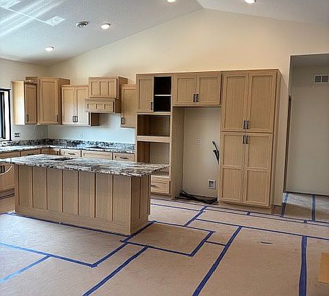 4th image of 407 Halfaday Dr
