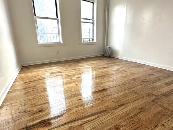 (undisclosed Address), Bronx, NY 10457