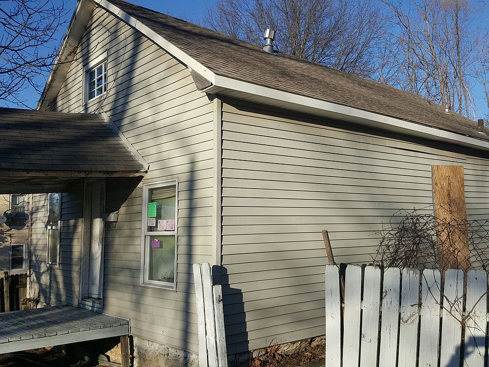 1st image of 1855 N 19th St