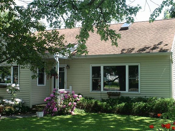 2nd image of 68 Onondaga St