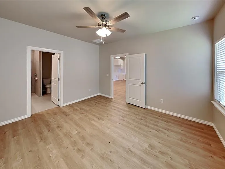 6932 Labelle Dr — Photo 13