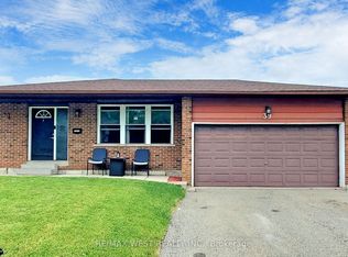 39 Portland Cres #B, Newmarket, ON L3Y 6A6