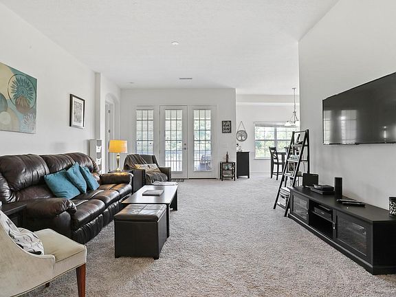 3rd image of 3541 Birkland Cir
