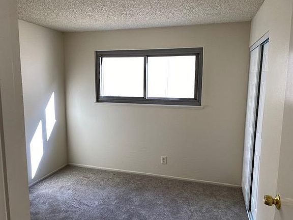 4th image of 120 Simpson Dr