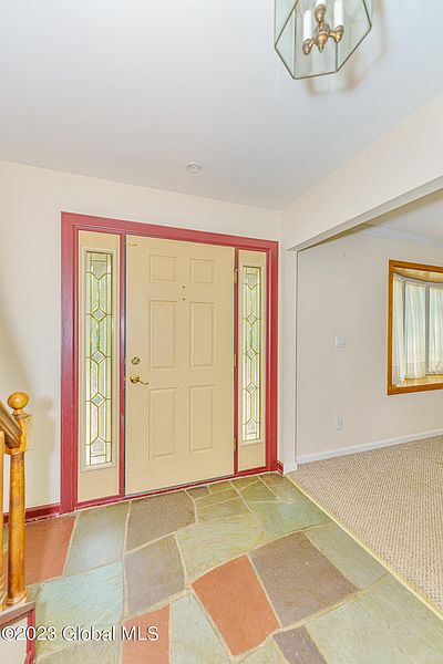 5th image of 107 Acorn Drive