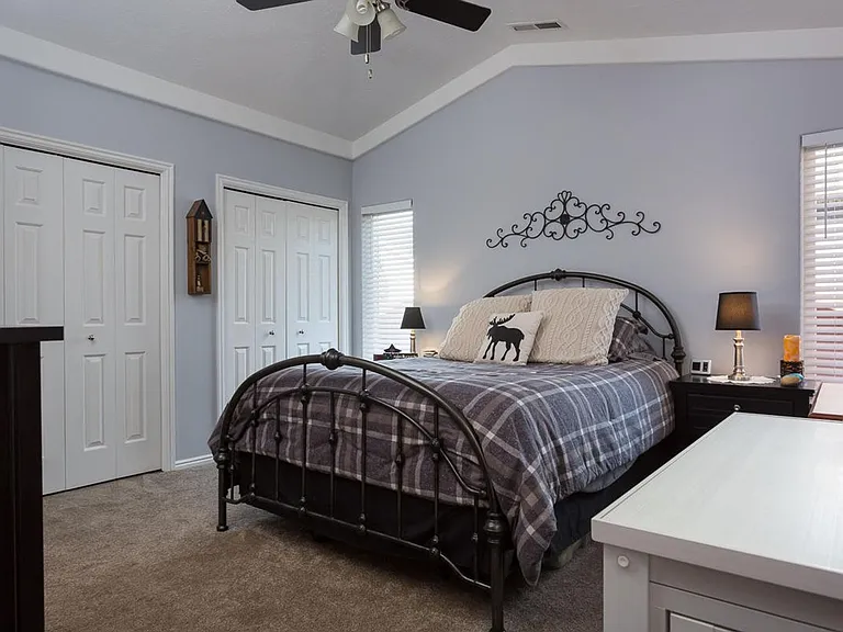 1040 N 1300 W #30 — Photo 10