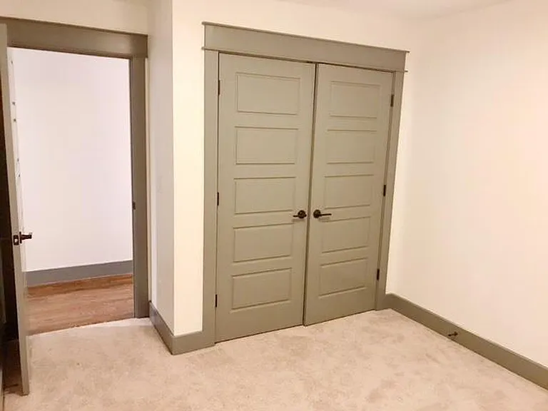 933B Thomas Ave — Photo 12