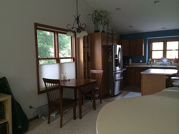 4th image of 2367 Valarie Dr