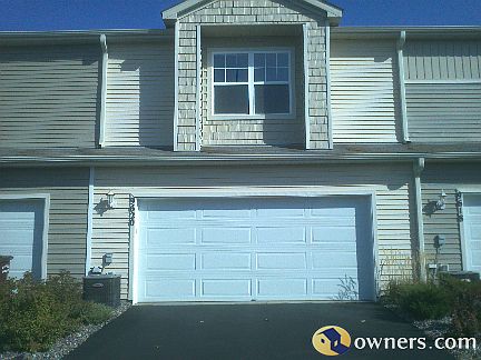 4th image of 9620 Scott Cir N
