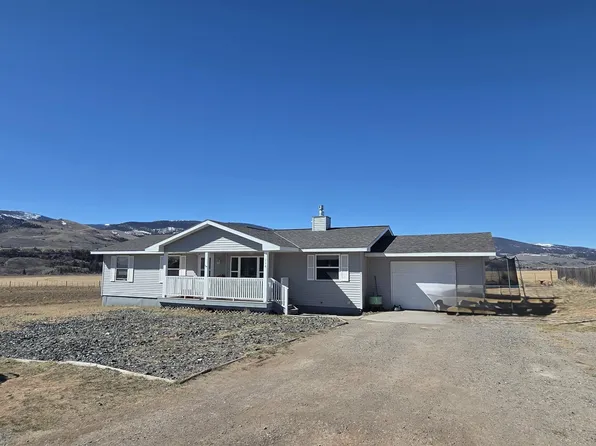 214 Westview Dr, Dubois, WY 82513