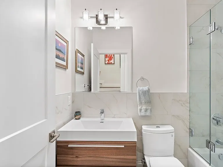 303 Sumner St #3R — Photo 21