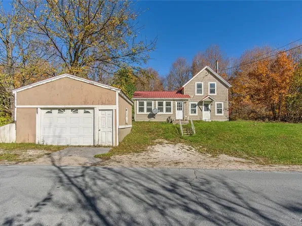 50 Spragueville Rd, Gouverneur, NY 13642