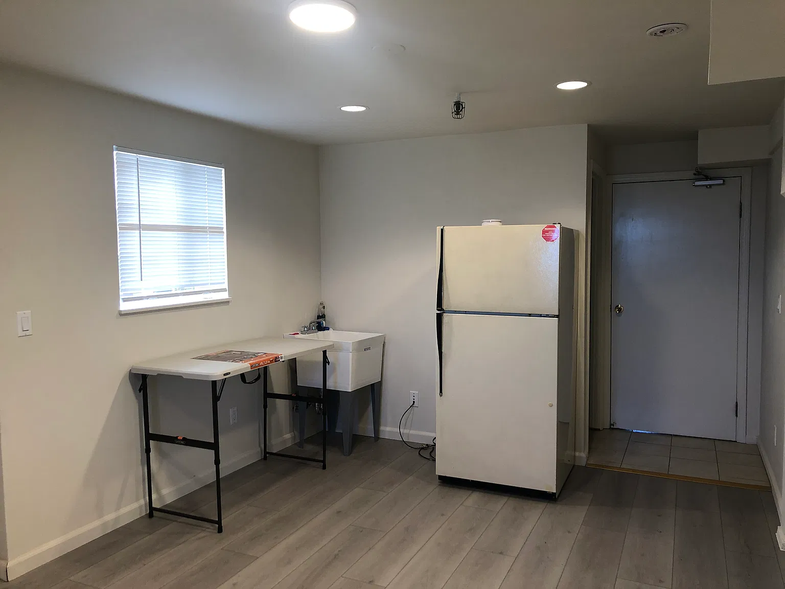 2 bed, 680 sqft, $2,475 — Photo 2