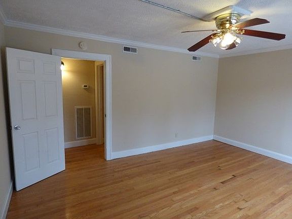 2nd image of 1006 Eaton St #A