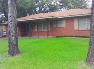 1004 N Neal St, Commerce, TX 75428