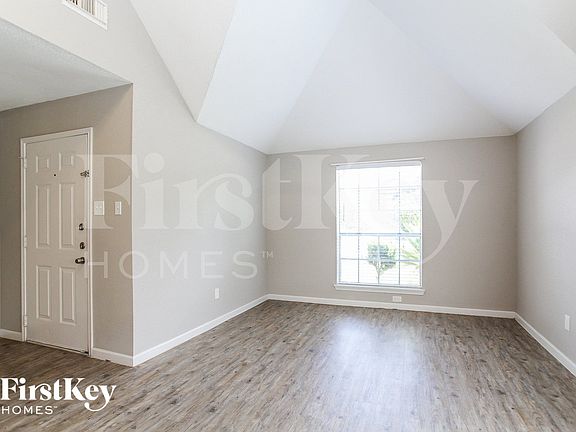 3rd image of 14530 County Cress Dr